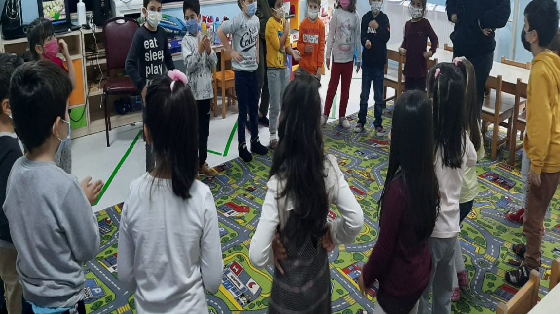 Anasınıfı Öğrencilerimizin Ahtapot Dansı Gösterisinde Hünerlerini Sergilediler