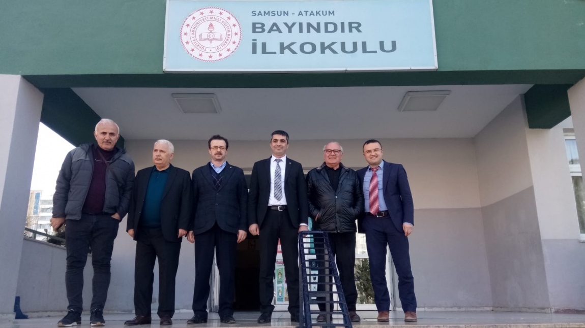Okulumuzun Emekli Müdürü Sayın Hakkı ATASEVER ile Emekli Müdür Yardımcısı Mustafa ARIKAN okulumuzu ziyaret etti.